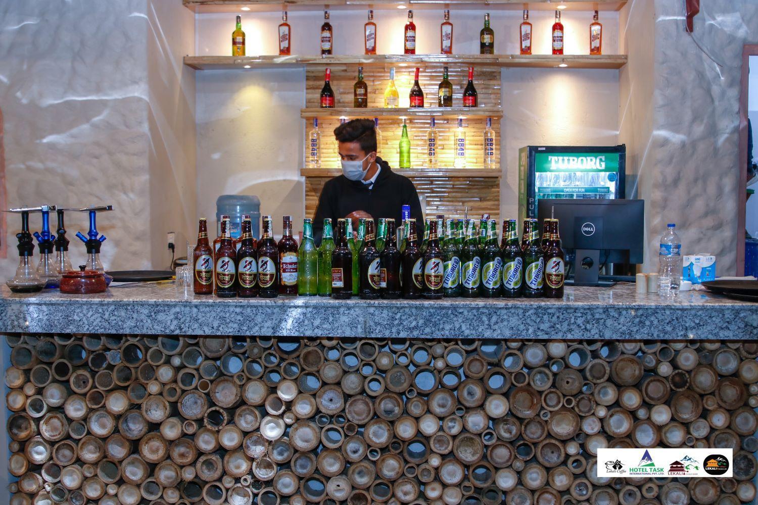 Hotel Task International ポカラ エクステリア 写真